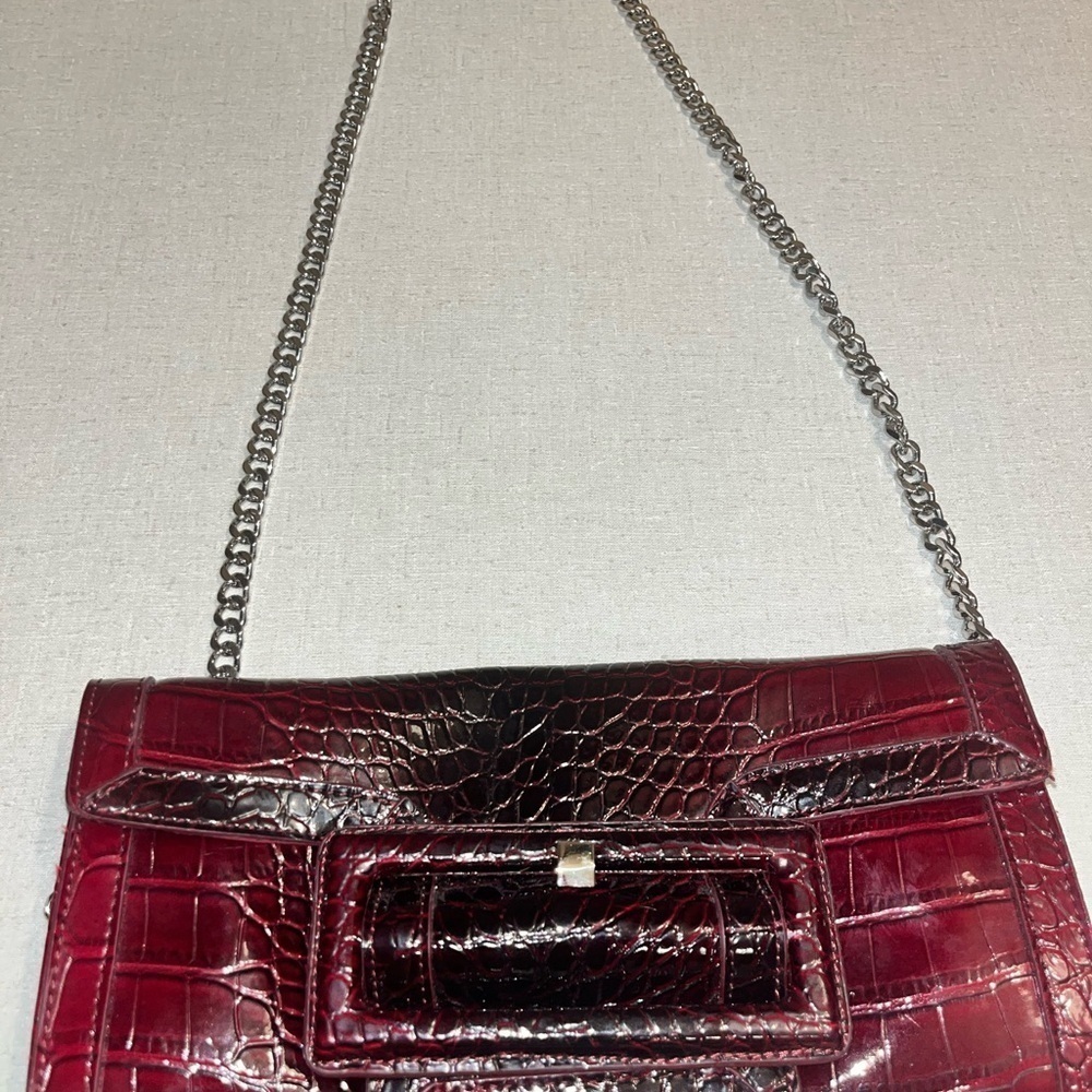 WHITE HOUSE | BLACK MARKET Red Crocodile Clutch Bag with Silver Clasp EUC - Picture 2 of 16